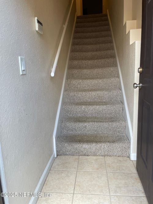 1306-10075 Gate Pkwy N, Jacksonville, FL, 32246 | Card Image