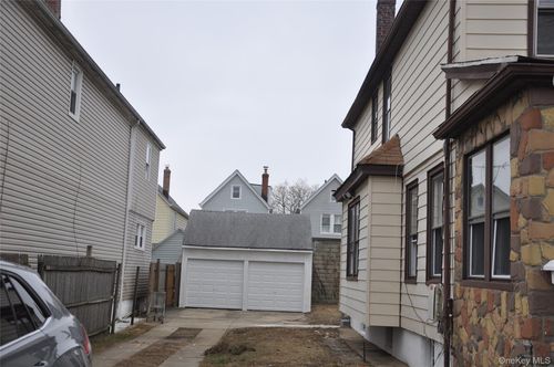 11450 149th St, Jamaica, NY, 11436-1120 | Card Image