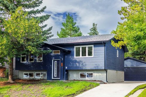 144 Deer Ridge Way Se, Calgary, AB, T2J5Y6 | Card Image
