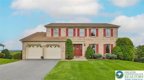 216 Memorial Drive, Bath Boro, PA, 18014 | Card Image