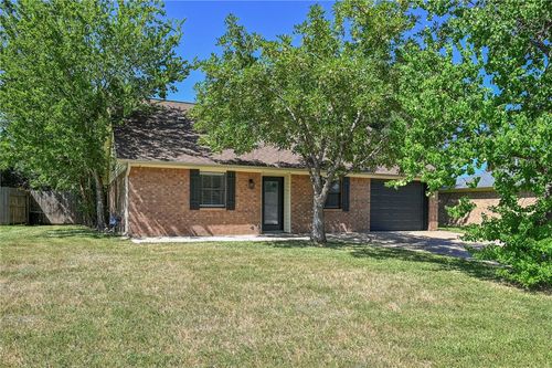 4325 Kirkwood Dr, Bryan, TX, 77802-3661 | Card Image