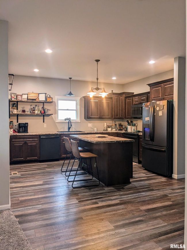 17359 Log Cabin Rd, House other with 4 bedrooms, 3 bathrooms and null parking in Ewing IL | Image 8
