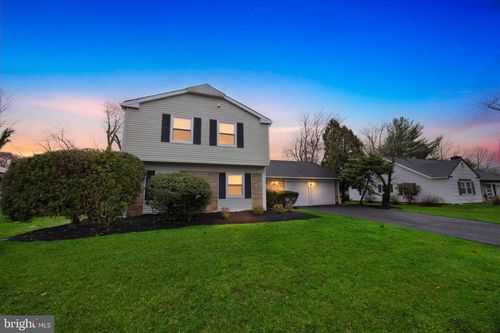 25 Thornhill Ln, Willingboro, NJ, 08046-3607 | Card Image