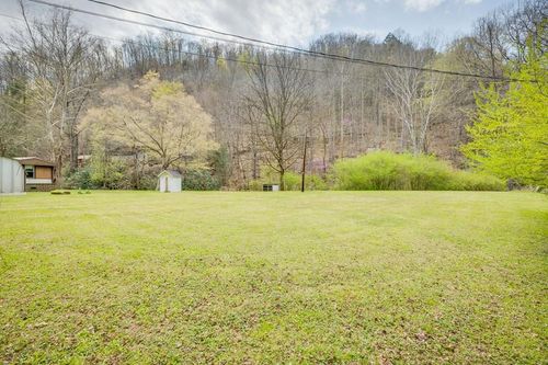 1620 Indian Creek Rd, Bee, VA, 24217-4848 | Card Image