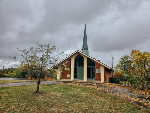 1402 Hudson Rd, Hillsdale, MI, 49242-8314 | Card Image