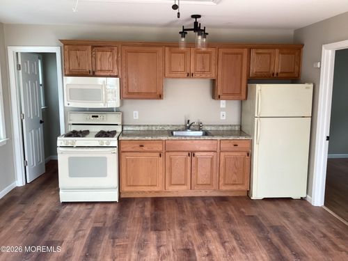 b-116 Hancock Ave, Seaside Heights, NJ, 08751-2025 | Card Image