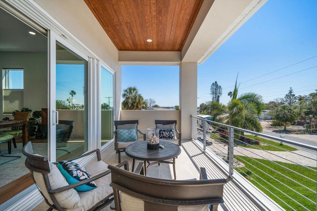 6976 S Shore Dr S, House other with 4 bedrooms, 4 bathrooms and null parking in SOUTH PASADENA FL | Image 76