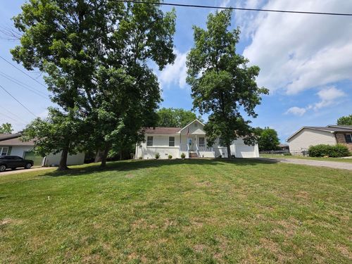 307 Castlewood Dr, Mount Juliet, TN, 37122-2176 | Card Image