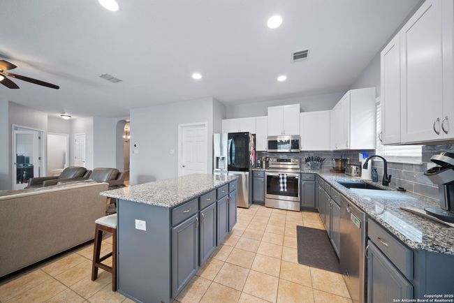 14519 Redwood Vly, House other with 4 bedrooms, 3 bathrooms and null parking in Helotes TX | Image 5