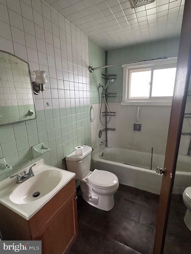 901 Walnut St, House other with 5 bedrooms, 2 bathrooms and null parking in ROARING SPRING PA | Image 33