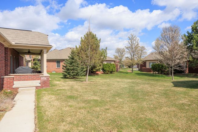 49969 Walter, Condo with 2 bedrooms, 4 bathrooms and null parking in Shelby Township MI | Image 32