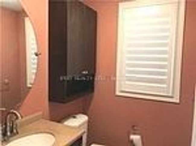 33 Caranci Cres, House other with 3 bedrooms, 3 bathrooms and 3 parking in Brampton ON | Image 4
