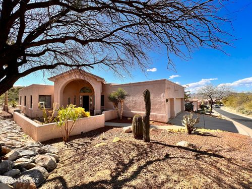 10123 N Alder Spring Dr, Oro Valley, AZ, 85737-9479 | Card Image