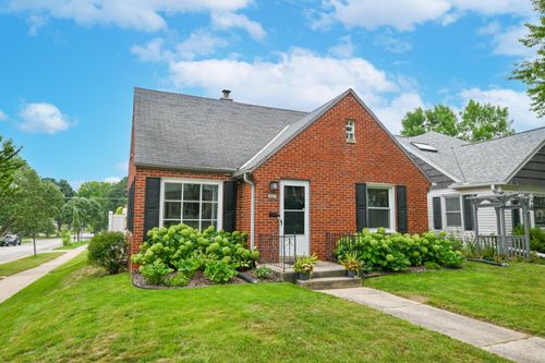 2603 N 66th St, Wauwatosa, WI, 53213-1436 | Card Image
