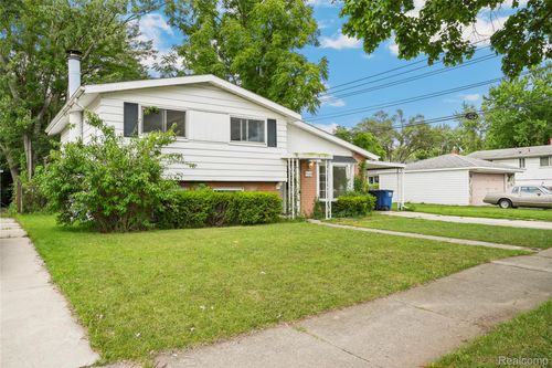 30450 Avondale St, Westland, MI, 48186-5023 | Card Image