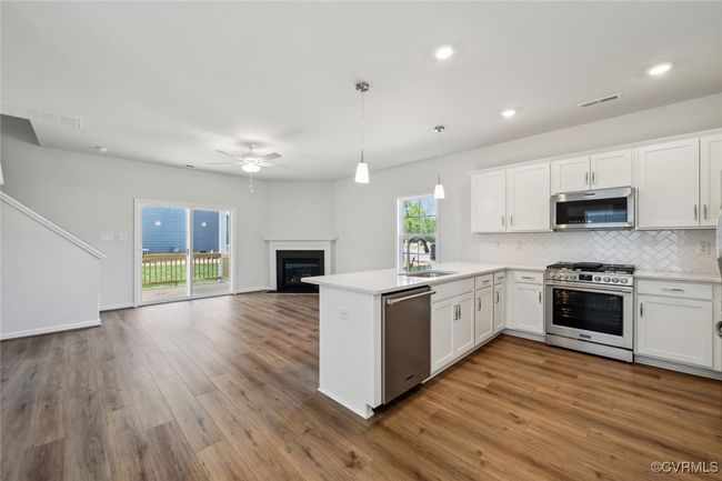 6504 Lila Crest Ln, House other with 3 bedrooms, 3 bathrooms and null parking in Midlothian VA | Image 5