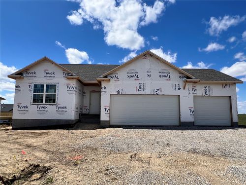 1443 Cardinal Dr, Fairfax, IA, 52228-9659 | Card Image