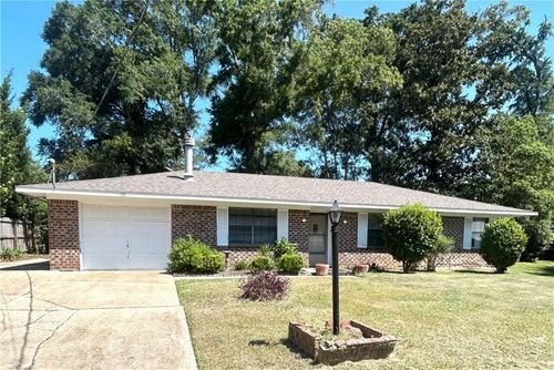 29 Paddock Dr, Fairhope, AL, 36532-1117 | Card Image