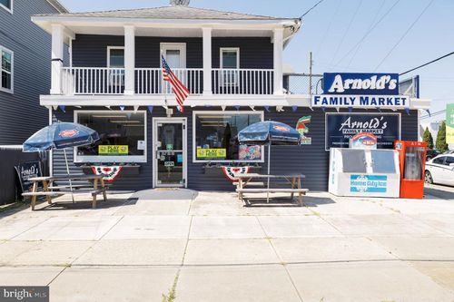 100 E 24th Ave, WILDWOOD, NJ, 08260-5297 | Card Image