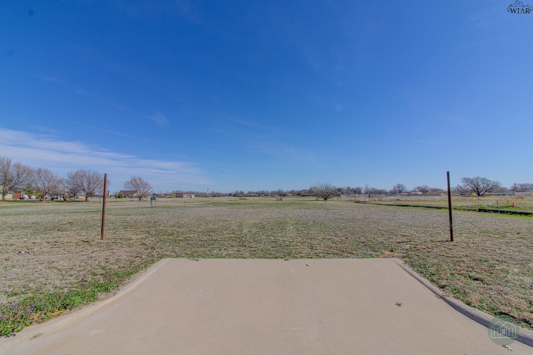 Land in Vernon 4