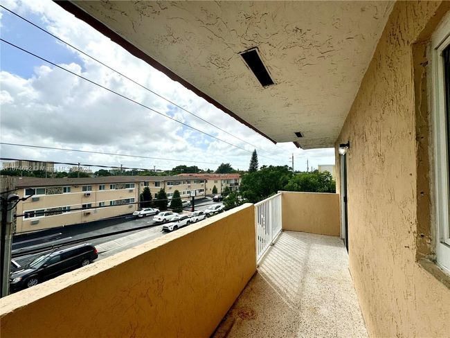 APT-7 - 258 Nw 47 Th Ave, Condo with 2 bedrooms, 1 bathrooms and null parking in Miami FL | Image 7