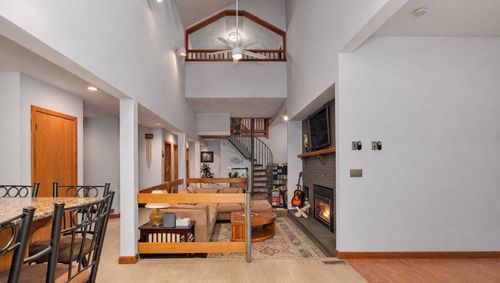 65 Pelham Rd, Salem, NH, 03079-2827 | Card Image