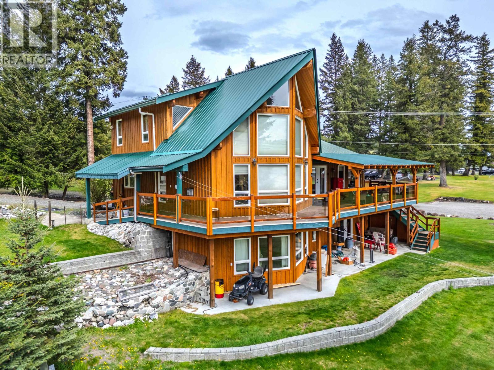 Residential in Lac La Hache 4