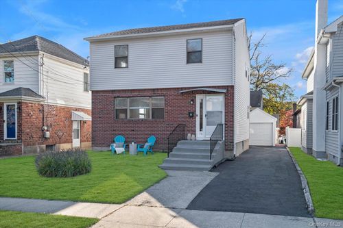 78 Irma Avenue, North Hempstead, NY, 11050 | Card Image