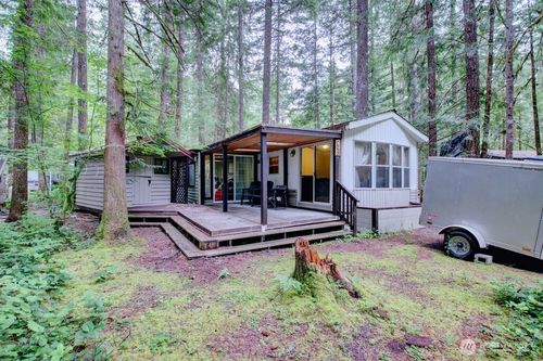 232 Schinn Canyon Cir, Deming, WA, 98244 | Card Image
