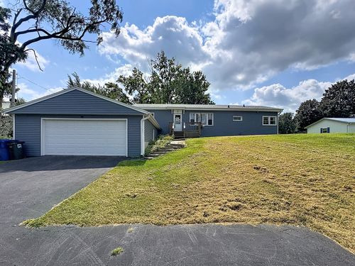 2617 W 49th Street, Davenport, IA, 52806 | Card Image