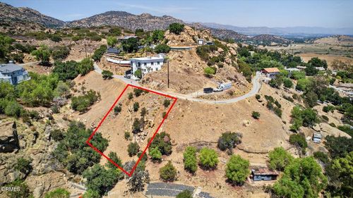 8554 Hillcroft Dr, West Hills, CA, 91304 | Card Image