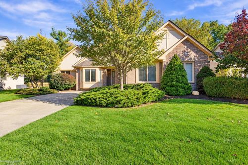 42170 Brianna Dr, Clinton Township, MI, 48038-5222 | Card Image