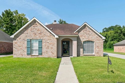 9450 Langham Dr, Baton Rouge, LA, 70810 | Card Image