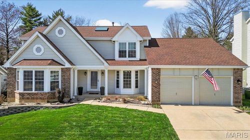 631 Loehr Estates Dr, Ballwin, MO, 63021-5874 | Card Image