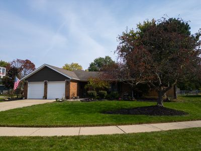 381 Sheryl Dr., Home with 3 bedrooms, 1 bathrooms and 2 parking in Pickerington OH | Image 3