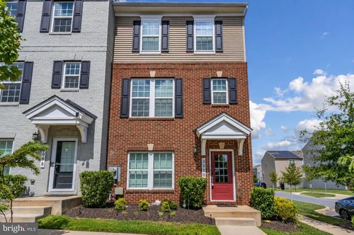 3010 Pinebrook Rd, LANDOVER, MD, 20785-1960 | Card Image