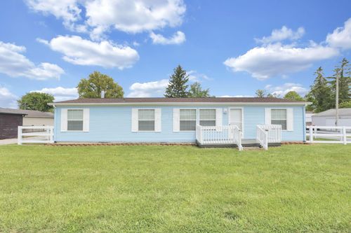 139 Myers Ave, Buckeye Lake, OH, 43008-7806 | Card Image