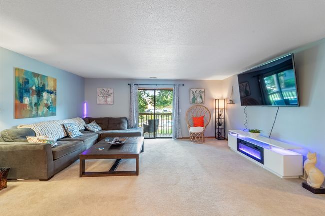 APT-8 - 9533 University Ave, Condo with 2 bedrooms, 2 bathrooms and null parking in Clive IA | Image 5