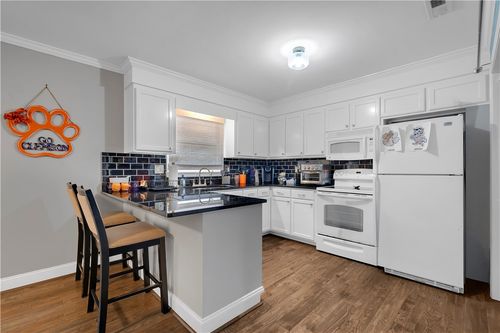 917 Georgetown St, Clemson, SC, 29631-1042 | Card Image