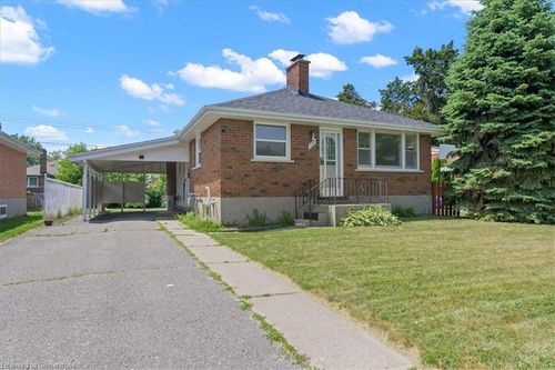 777 Barbara Cres, Peterborough, ON, K9J3X8 | Card Image