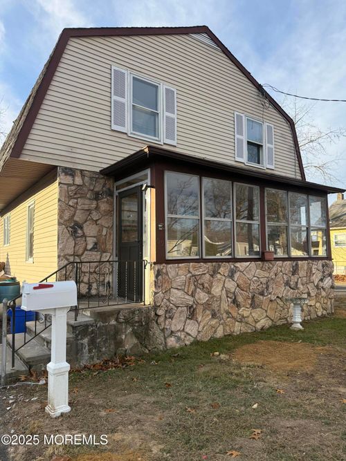 69 George Ave, Old Bridge, NJ, 08857-1240 | Card Image