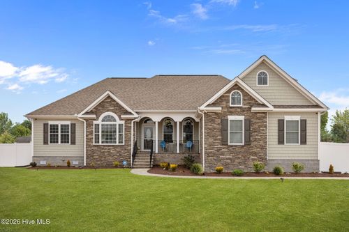 2889 Beddard Rd, Grimesland, NC, 27837-9151 | Card Image