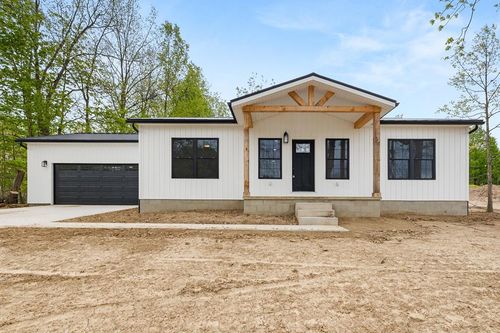 89 Hickey, Savannah, OH, 44874 | Card Image