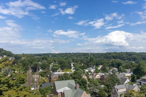 53 Allen St, Dobbs Ferry, NY, 10522-2601 | Card Image