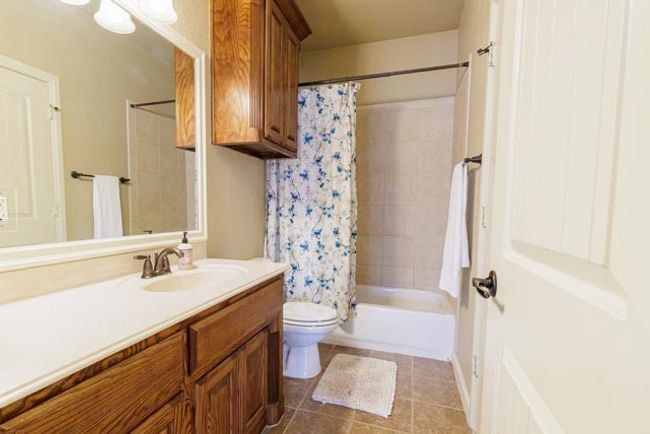 505 Spring Valley Rd, House other with 4 bedrooms, 3 bathrooms and null parking in Paradise TX | Image 25