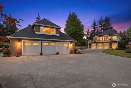 17633 Ne 147th St, Woodinville, WA, 98072-6515 | Card Image