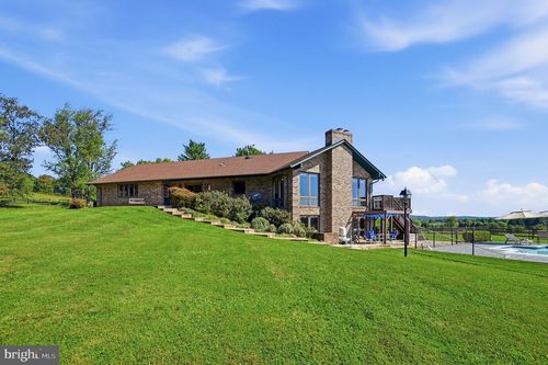 42243 Sugarloaf View Ln, Leesburg, VA, 20176-5303 | Card Image