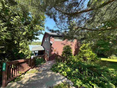 210 Way Lane, House other with 3 bedrooms, 3 bathrooms and null parking in Bridport VT | Image 3