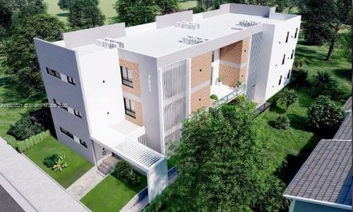 7709 Ne 1st Ave, Miami, FL, 33138-4301 | Card Image