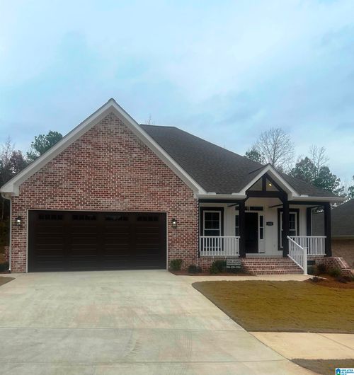 121 Village Cir, ANNISTON, AL, 36207-6603 | Card Image